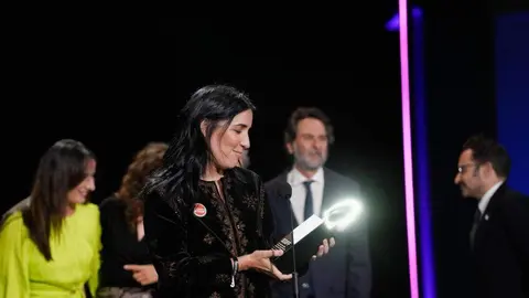 Alauda Ruiz de Azua, Concha de Oro a la mejor película ('LOS DOMINGOS'). Foto: SSIFF/Ulises Proust