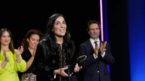 Alauda Ruiz de Azua, Concha de Oro a la mejor película ('LOS DOMINGOS'). Foto: SSIFF/Ulises Proust
