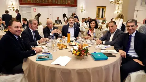 El presidente del Círculo de Empresarios, Juan María Nin, participa en un Encuentro Empresarial organizado por el Círculo Empresarial Leonés. Foto: Campillo.