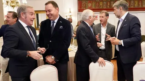 El presidente del Círculo de Empresarios, Juan María Nin, participa en un Encuentro Empresarial organizado por el Círculo Empresarial Leonés. Foto: Campillo.