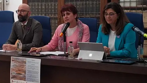 El subdelegado del Gobierno en León, Héctor Alaiz Moretón, inauguró este martes la segunda jornada del VII Ciclo de Jornadas de Género, Diversidad Sexual y Derechos, organizada por la Universidad de León en colaboración con la Subdelegación del Gobierno.