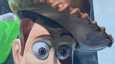 El conocido artista urbano Da2.0 vinculado a León firma un nuevo y especular mural con los protagonistas de Toy Story en la localidad palentina de Guardo. Foto: Da2.0