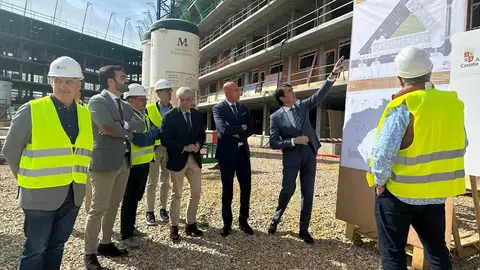 El Ayuntamiento facilita terrenos valorados en 1,5 millones de euros en La Palomera, El Ejido y San Pedro Norte para favorecer el asentamiento de población juvenil. Fotos: AytoLeón