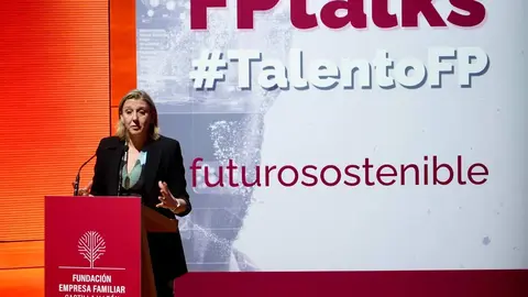 La vicepresidenta de la Junta de Castilla y León y consejera de Familia e Igualdad de Oportunidades, Isabel Blanco, inaugura la V edición de ''FP Talks'' de la Fundación Empresa Familiar de Castilla y León. Foto: Miriam Chacón