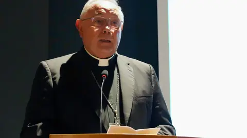 La Diócesis de León reconoció este viernes a aquellas asociaciones que, a través de sus actividades y proyectos, contribuyen de manera sobresaliente al bien común del territorio mediante la entrega de la primera edición de los Premios San Froilán. Fotos: Campillo