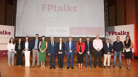 La vicepresidenta de la Junta de Castilla y León y consejera de Familia e Igualdad de Oportunidades, Isabel Blanco, inaugura la V edición de ''FP Talks'' de la Fundación Empresa Familiar de Castilla y León.