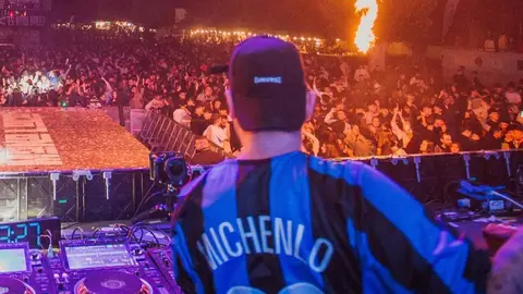 El Campo del Hípico se transforma en el epicentro de la música urbana con la última edición del Monoloco Fest, donde miles de almas vibran al unísono al ritmo de los hits del momento y disfrutan de la energía única de artistas de renombre. Foto: Monoloco.