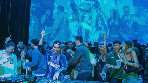 El Campo del Hípico se transforma en el epicentro de la música urbana con la última edición del Monoloco Fest, donde miles de almas vibran al unísono al ritmo de los hits del momento y disfrutan de la energía única de artistas de renombre. Foto: Monoloco.