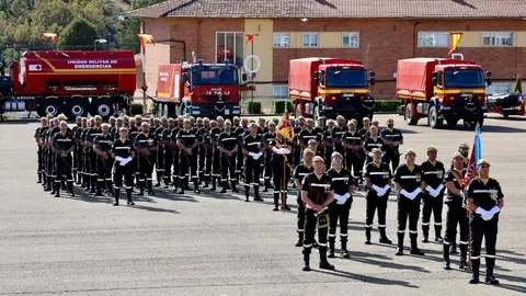 El general de división, representante institucional del Ejercito de Tierra en Castilla y León y jefe de la División San Marcial, Mariano Arrazola Martínez, preside el acto de celebración de la festividad de Nuestra Señora del Rosario, patrona de la Unidad Militar de Emergencias. Foto: Campillo.