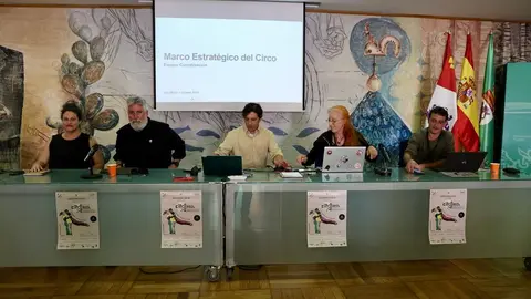 La Federación Estatal de Profesionales de Circo presenta el Marco Estratégico de Circo del Estado. Foto: Campillo.