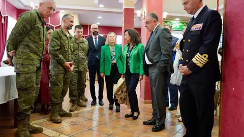 La ministra de Defensa, Margarita Robles, visita el Regimiento de Artillería Lanzacohetes de Campaña (Ralca 63) del Ejército de Tierra, con sede en el Acuartelamiento Santocildes de Astorga. Foto: Campillo