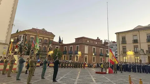 Con el Día de la Fiesta Nacional anunciado para el domingo, León cumplió este jueves con el 
