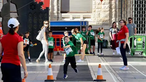 Quinta edición de “Atletismo en la calle” en León. Foto: Campillo