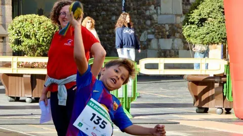 Quinta edición de “Atletismo en la calle” en León. Foto: Campillo