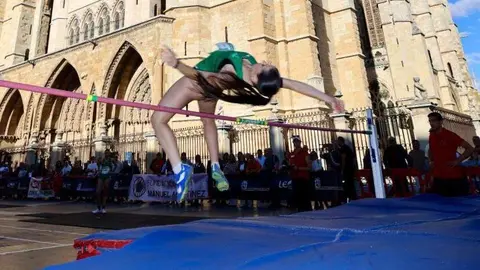 Quinta edición de “Atletismo en la calle” en León. Foto: Campillo