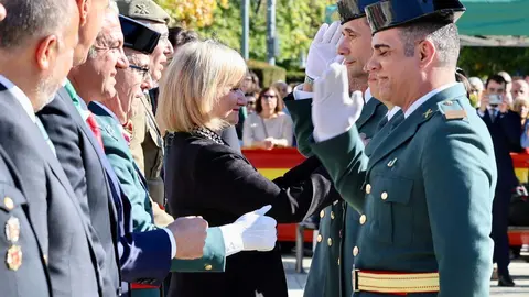 El general de Brigada Jefe de la XII Zona de la Guardia Civil (Castilla y León), José Antonio Fernández de Luz de las Heras y el delegado del Gobierno, Nicanor Sen, presiden el acto institucional de la festividad de la Virgen del Pilar. Foto: Campillo