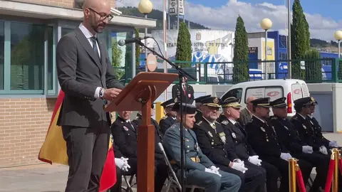 La Guardia Civil de Ponferrada celebra el Día del Pilar con emoción y reconocimiento a su labor. Ocho condecoraciones y un homenaje a los compañeros fallecidos marcaron el acto presidido por el subdelegado del Gobierno en León, Héctor Alaiz Moretón.