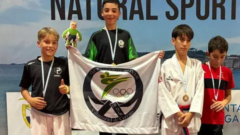 El club Saya participa en el XXIV Open Internacional Cidade de Ribeira.