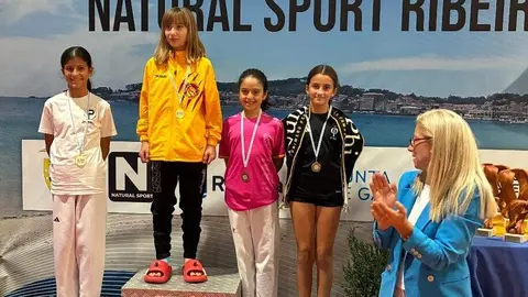 El club Saya participa en el XXIV Open Internacional Cidade de Ribeira.