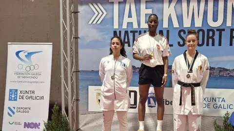 El club Saya participa en el XXIV Open Internacional Cidade de Ribeira.