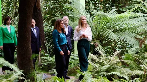 La vicepresidenta tercera del Gobierno y ministra para la Transición Ecológica y el Reto Demográfico, Sara Aagesen Muñoz, abre la Convención por un Pacto de Estado frente a la Emergencia Climática que se celebra en Ponferrada, acompañada por la ministra de Ciencia, Innovación y Universidades, Diana Morant; el ministro de Agricultura, Pesca y Alimentación, Luis Planas; el ministro del Interior, Fernando Grande Marlaska y el delegado del Gobierno, Nicanor Sen, entre otras autoridades. Reportaje gráfico: Campillo