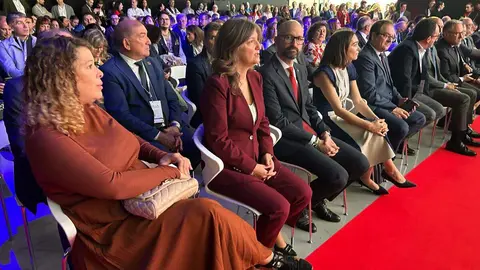 El secretario de Estado de Telecomunicaciones e Infraestructuras Digitales, Antonio Hernando, el director general del Instituto Nacional de Ciberseguridad, Incibe, Félix Barrio, y el alcalde de León, José Antonio Diez, inauguran el Encuentro Internacional de Seguridad de la Información, Enise.