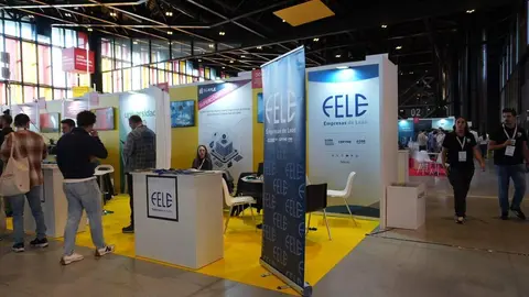 El secretario de Estado de Telecomunicaciones e Infraestructuras Digitales, Antonio Hernando, el director general del Instituto Nacional de Ciberseguridad, Incibe, Félix Barrio, y el alcalde de León, José Antonio Diez, inauguran el Encuentro Internacional de Seguridad de la Información, Enise.