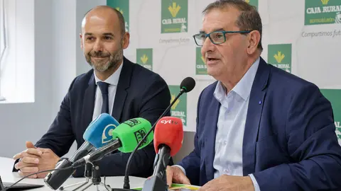 Caja Rural presenta la Beca Sobresaliente para premiar el esfuerzo académico de los jóvenes. Foto: Campillo.