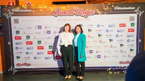 Acto de presentación del Festival Internacional León Vive la Magia 2025.