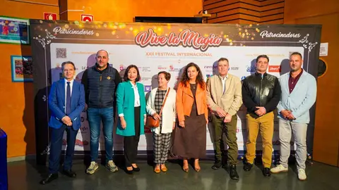 Acto de presentación del Festival Internacional León Vive la Magia 2025.