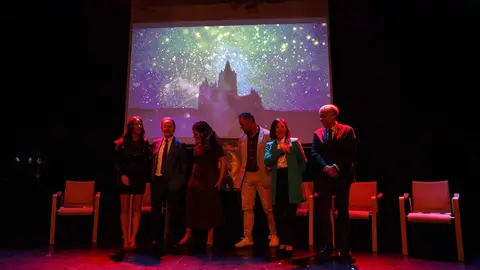 Acto de presentación del Festival Internacional León Vive la Magia 2025.