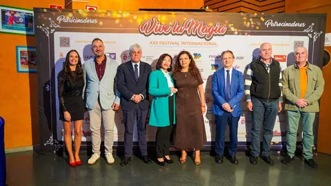 Acto de presentación del Festival Internacional León Vive la Magia 2025.