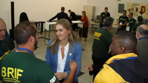 La vicepresidenta Sara Aagesen y el delegado del Gobierno, Nicanor Sen, se reúnen con brigadistas BRIF en la segunda jornada de la Convención por un Pacto de Estado frente a la Emergencia Climática. Foto: Peio García.