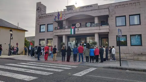 Protestas lideradas por CCOO ante centros de trabajo de León. Foto: CCOO