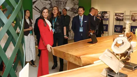 El Calendario Agrícola de San Isidoro deslumbra en Roma como símbolo de la herencia hispana en la FAO



La Organización de las Naciones Unidas para la Alimentación y la Agricultura elige la joya románica del Panteón de los Reyes de León como representante de España en el nuevo Museo y Red de la Alimentación y la Agricultura (FAO MuNe), inaugurado este jueves con la presencia de la reina Letizia y líderes internacionales