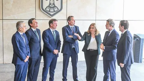 El Congreso Nacional de la Empresa Familiar reúne en Burgos a Felipe VI, Mañueco y Feijóo en una cita donde se reivindicó el papel del emprendimiento familiar, el rigor fiscal y la innovación como motores del crecimiento económico