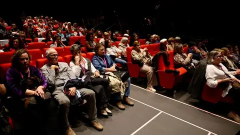 Clausura de la jornada ‘Mujeres rurales frente a la emergencia climática: presente y futuro’ de la Federación de Asociaciones de Mujeres Rurales, con la participación de la ministra para la Transición Ecológica y el Reto Demográfico, Sara Aagesen (‘online’), la presidenta de Fademur, Teresa López, y el alcalde de León, José Antonio Diez. Foto: Campillo.
