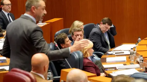 Primera sesión del pleno de las Cortes de Castilla y León, que comienza con las preguntas de control al Ejecutivo. Fotos: Leticia Pérez