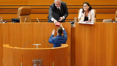 Primera sesión del pleno de las Cortes de Castilla y León, que comienza con las preguntas de control al Ejecutivo. Fotos: Leticia Pérez