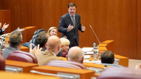 Primera sesión del pleno de las Cortes de Castilla y León, que comienza con las preguntas de control al Ejecutivo. Fotos: Leticia Pérez