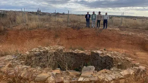 Astorga estrenará luminarias solares en el camino del río Jerga dentro del proyecto del Anillo Verde cofinanciado por Junta y Ayuntamiento.