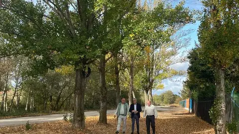 Astorga estrenará luminarias solares en el camino del río Jerga dentro del proyecto del Anillo Verde cofinanciado por Junta y Ayuntamiento.