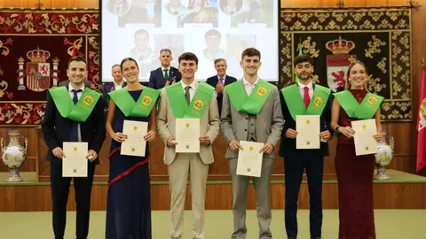 Veterinaria gradúa a 100 profesionales llamados a impulsar el bienestar animal y velar por la salud humana y la seguridad alimentaria. Foto: ULE