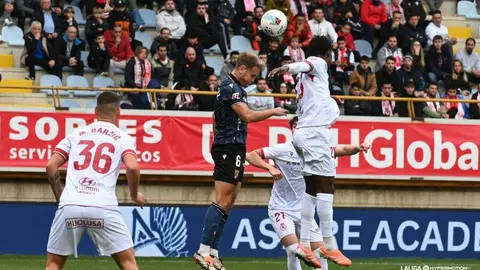 No hay forma que la Cultural gane en su Reino. En su mejor partido ante su hinchada, con una de sus mejores versiones, el equipo de Ziganda se fue a pique por un penalti que pagó muy caro.