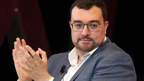 Diálogo ‘La importancia de Europa para Castilla y León. La cohesión territorial para ganar el futuro’, en la que participan, el presidente del Principado de Asturias, Adrián Barbón; el portavoz del Grupo Parlamentario Socialista en el Congreso de los Diputados, Patxi López; el secretario general del PSOE en Castilla y León, Carlos Martínez y moderada por la vicesecretaria del PSOE en Castilla y León, Nuria Rubio. Foto: Campillo