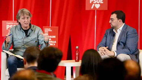 Diálogo ‘La importancia de Europa para Castilla y León. La cohesión territorial para ganar el futuro’, en la que participan, el presidente del Principado de Asturias, Adrián Barbón; el portavoz del Grupo Parlamentario Socialista en el Congreso de los Diputados, Patxi López; el secretario general del PSOE en Castilla y León, Carlos Martínez y moderada por la vicesecretaria del PSOE en Castilla y León, Nuria Rubio. Foto: Campillo