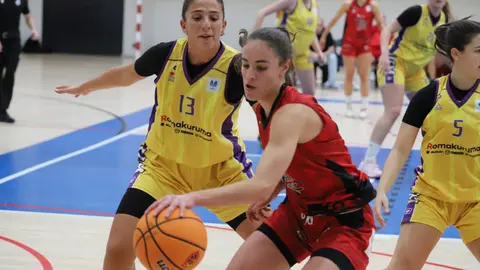 El BF León suma una trabajada victoria ante el Mataró que hace soñar. Foto: Isaac Llamazares