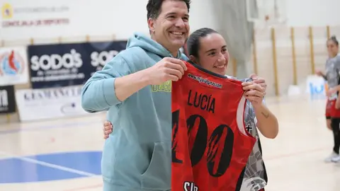 El BF León suma una trabajada victoria ante el Mataró que hace soñar. Foto: Isaac Llamazares