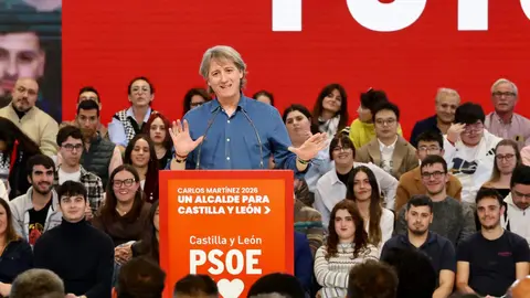 El presidente del Gobierno, Pedro Sánchez, clausura de las Jornadas del PSOE ''Atrévete a construir futuro en Castilla y León'', junto al secretario general del PSOECyL y candidato a la Presidencia de la Junta, Carlos Martínez. Foto: Campillo