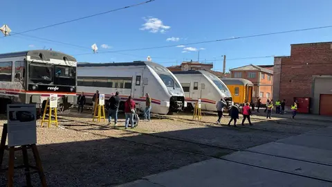Renfe abre su taller de Motor en León a 300 visitantes en una jornada de puertas abiertas. Foto: Renfe
